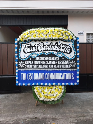 Papan Bunga Duka di Sakti